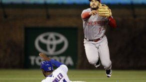 Cachorros barren a Rojos y logran mejor arranque desde 1969