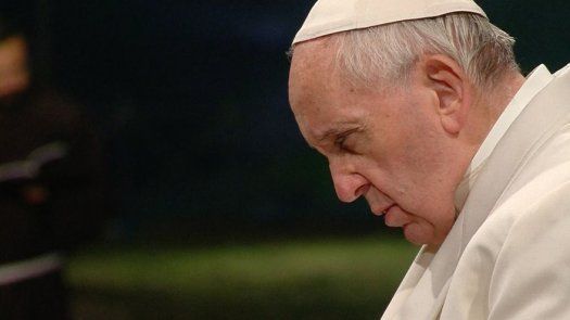 El papa tilda de vergüenza la destrucción y los naufragios cotidianos