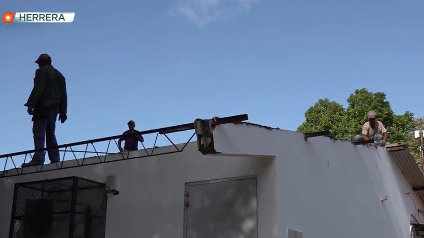 Las labores incluyen cambio de techos, pintura y más. Las labores incluyen cambio de techos, pintura y más.