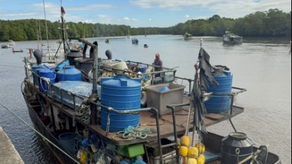 MiAmbiente retiene embarcación por pesca ilegal MiAmbiente retiene embarcación por pesca ilegal