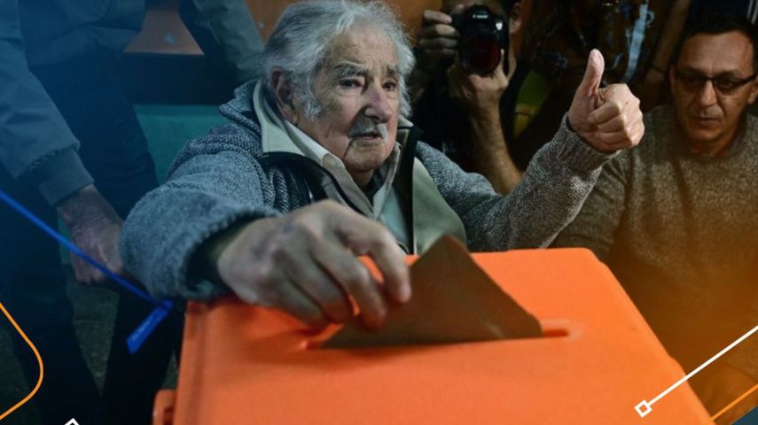 José Pepe Mujica emite su último voto en los comicios generales de Uruguay