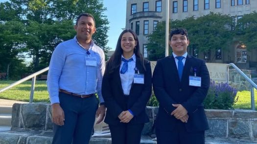 studiantes de la Universidad de Panamá participan en concurso internacional. studiantes de la Universidad de Panamá participan en concurso internacional.