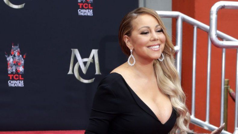 Hollywood rinde homenaje a la diva del pop Mariah Carey
