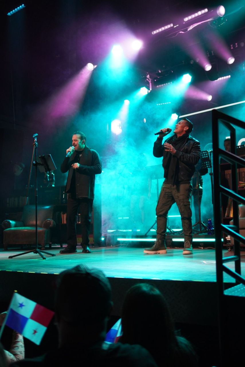 Ricardo y Alberto Gaitán en el Cumbia House en Bogotá.