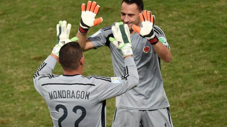 Colombia derrota a Japón, gana Grupo C y Mondragón hace historia