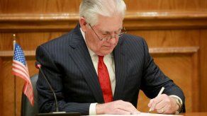 Tillerson pide que Irán retire sus militares y milicias de Siria