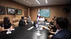 El presidente Laurentino Cortizo recibió a representantes del Movimiento Todo Panamá.