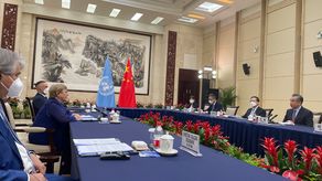 El viaje de seis días de Michelle Bachelet incluye visitas a las ciudades de Urumqi y Kashgar en Xinjiang, así como a la sureña Cantón.