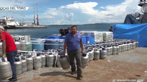 Minera Panamá: Barcaza del SENAN abastece con gas e insumos médicos en Bocas del Toro Minera Panamá: Barcaza del SENAN abastece con gas e insumos médicos en Bocas del Toro