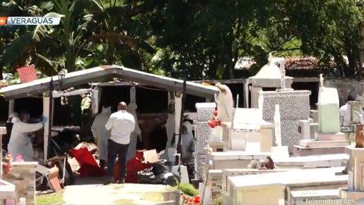 Minsa interviene en colapso de cementerio en Veraguas.