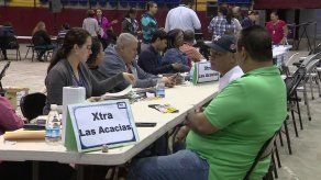 Beneficiarios acampan en la Arena Roberto Durán para recibir su Cepadem