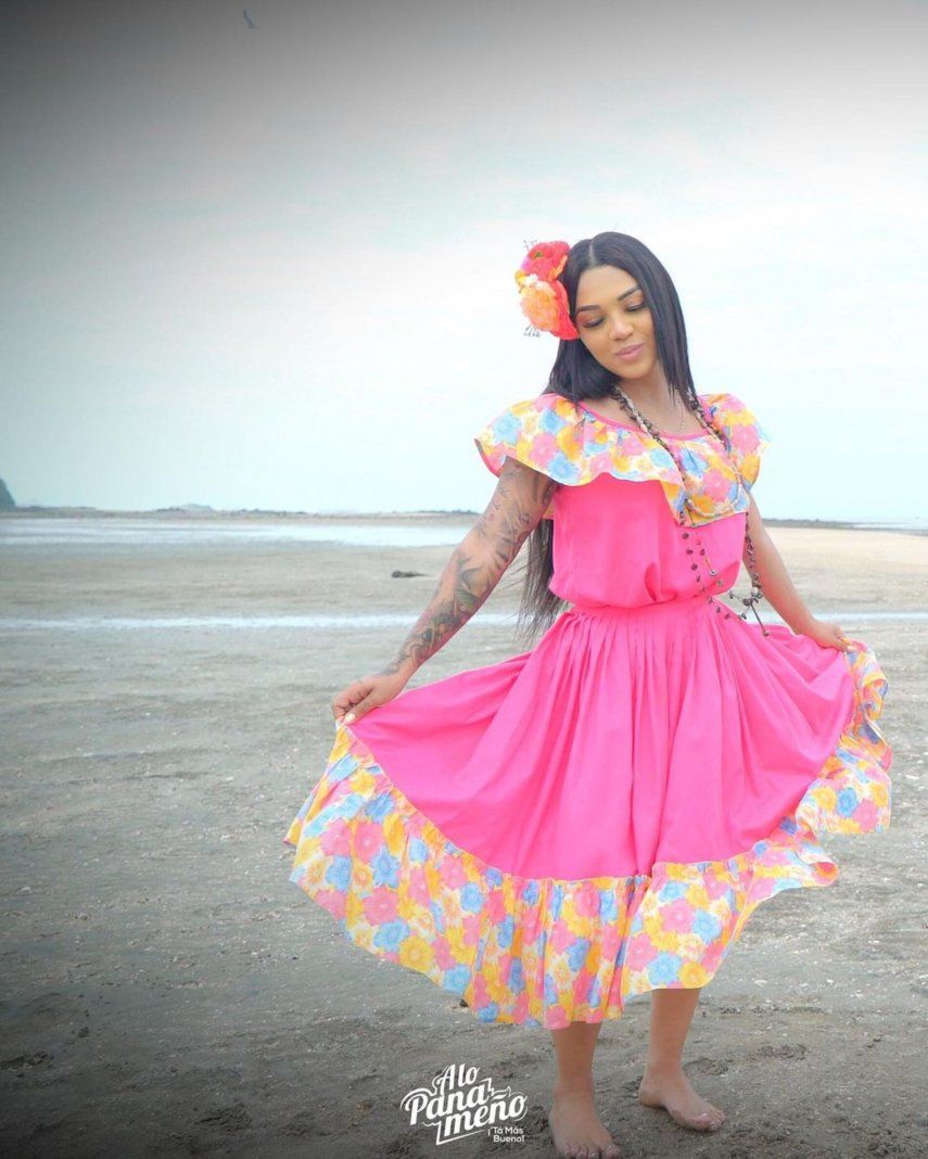 Anyuri sacando pikete en A Lo Panameño.