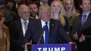 En Nueva York, Clinton y Trump afianzan su liderazgo