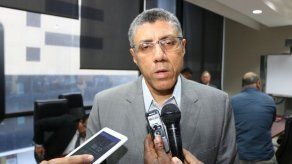 Publio Cortés dice que la moratoria en general afecta al fisco