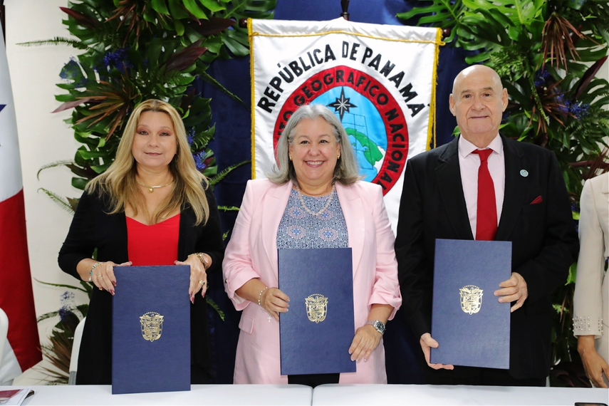 MIDES firma memorando para desarrollar plataforma digital