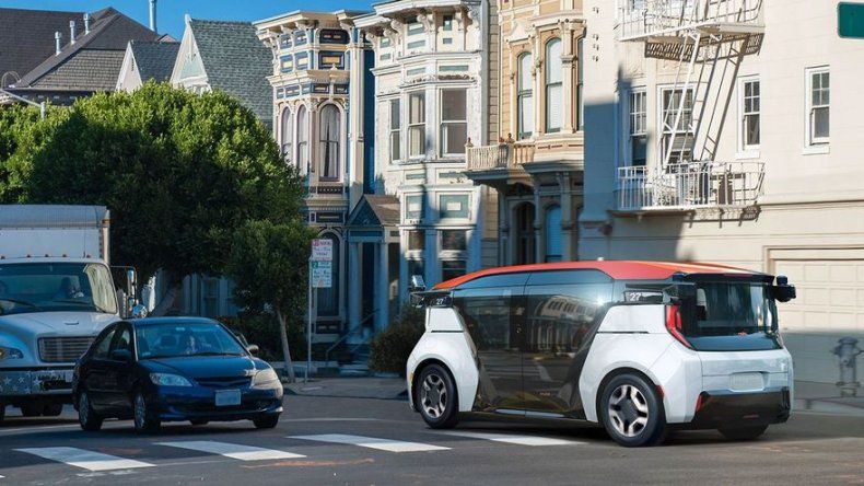 Una empresa de EEUU presenta un autobús autónomo sin pedales ni volante