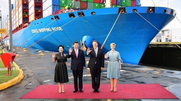Presidente Xi Jinping visita las esclusas del Canal de Panamá en Cocolí