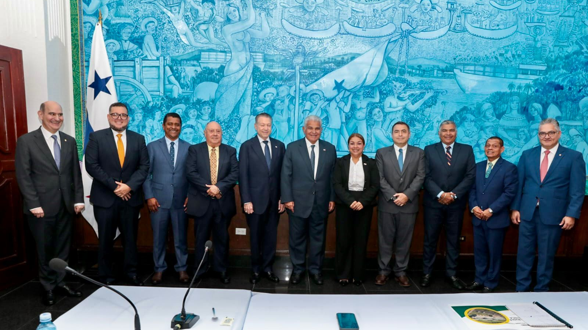 Presidente José Raúl Mulino se reúne con bancada de Cambio Democrático. Presidente José Raúl Mulino se reúne con bancada de Cambio Democrático.