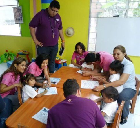 Centro de Nutre Hogar recibe a los soñadores de Cantando