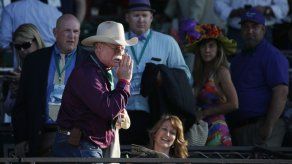 Copropietario de California Chrome se disculpa