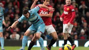 Man U gana y sigue líder en Inglaterra