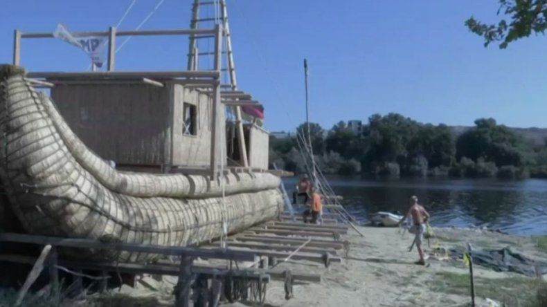 Un barco de caña para cruzar el Mediterráneo, como en el antiguo Egipto