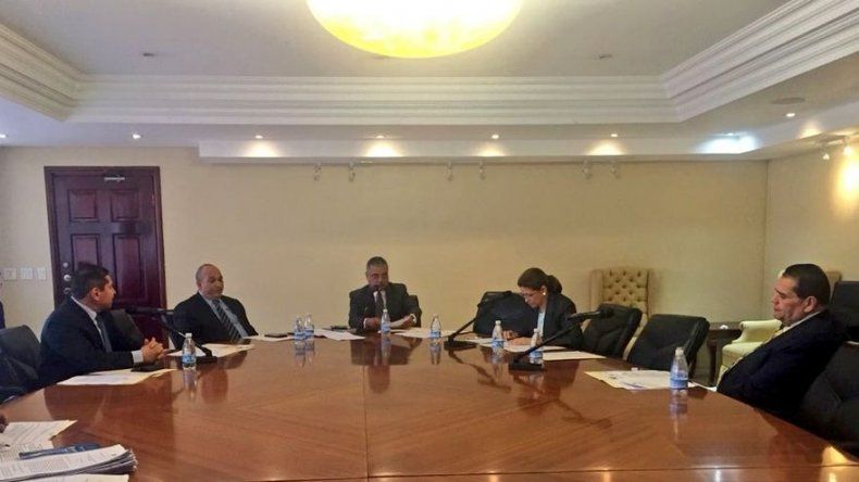 Diputados aprueban proceso para revisar denuncias presentadas en Comisión de Credenciales