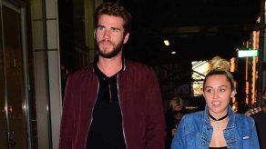 Miley Cyrus se lleva a su cerdita Bubba Sue al balneario