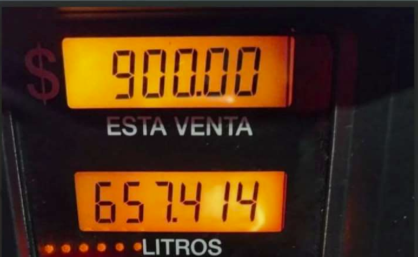 Transportistas alertan crisis por alto costo del combustible