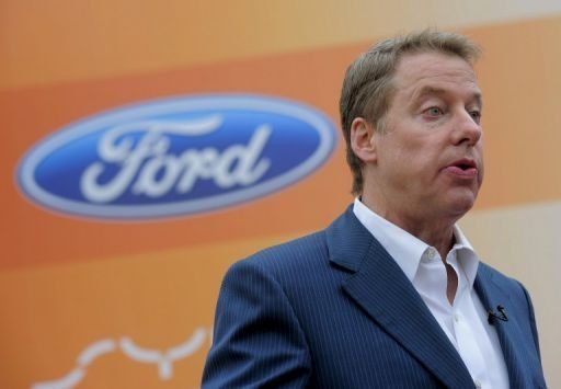 Presidente de Ford dice que es vital que EEUU evite el precipicio fiscal