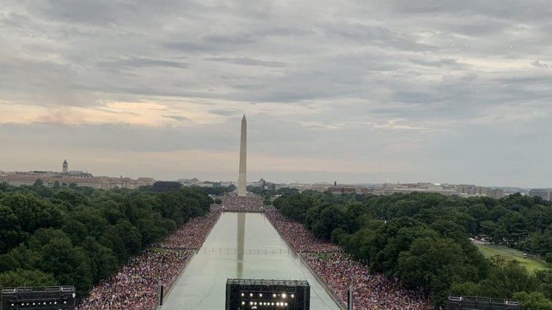Trump celebra el poderío y la unidad de EEUU en polémico 4 de Julio