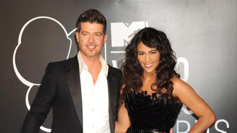 Robin Thicke, investigado por castigos físicos que emplea con su hijo