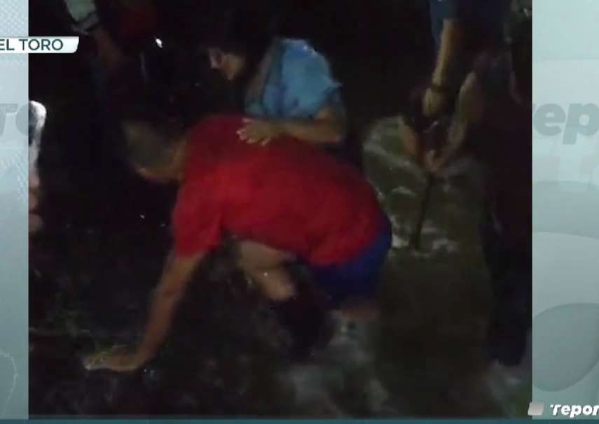 Continúa la búsqueda del cuerpo de una estudiante arrastrada por una cabeza de agua en Ngäbe Buglé.