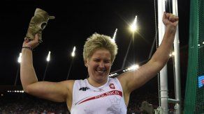 La polaca Wlodarczyk bate récord mundial de lanzamiento de martillo