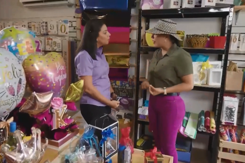 Recorriendo las calles de Pesé y sus negocios familiares