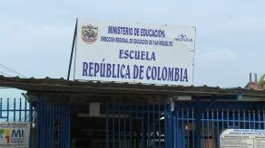 Meduca reubica temporalmente a un docente de la Escuela República de Colombia