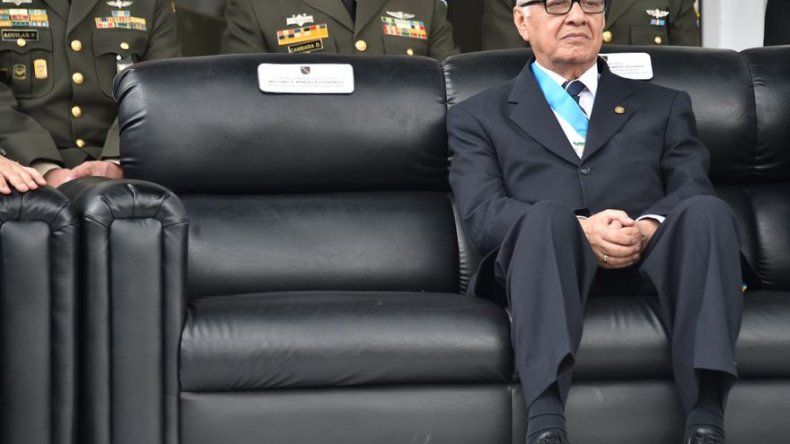 El presidente de Guatemala fue intervenido quirúrgicamente