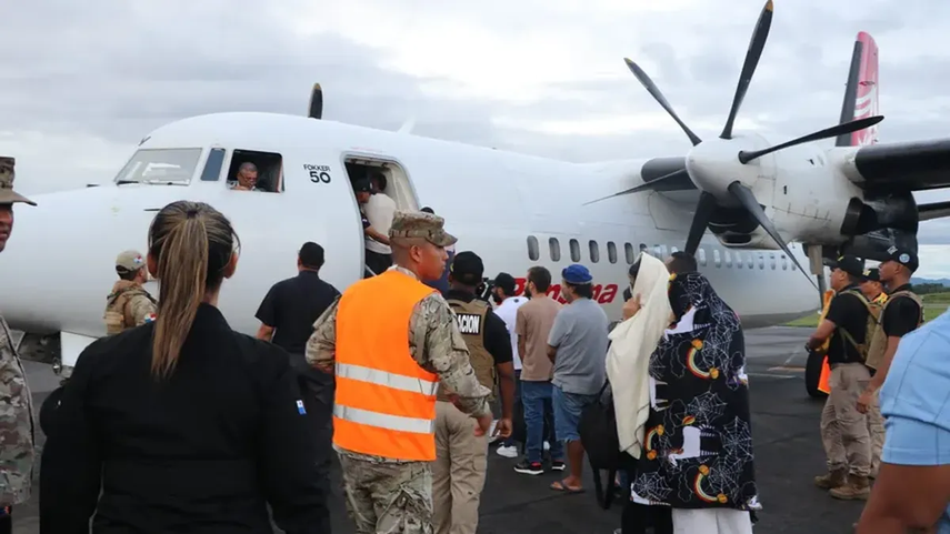 El Gobierno aplica medidas migratorias de expulsión y deportación a más de 860 extranjeros