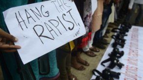 Sociedad india ahora se indigna ante violaciones