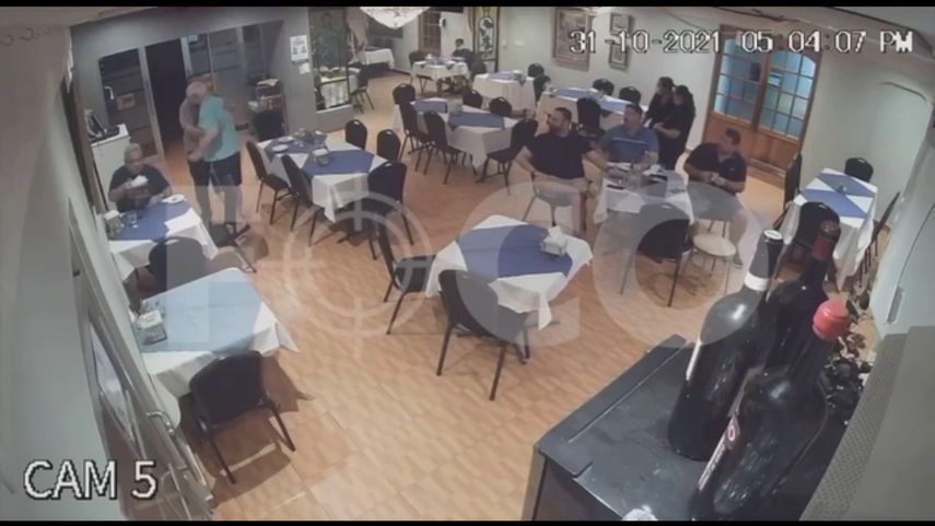 Imágenes del video en donde Ricardo Martinelli coincide con el esposo de una de las juezas que vio el caso Pinchazos.