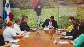 Comisión para atender tema laboral de trabajadores afectados por dietilenglicol fue instalada Comisión para atender tema laboral de trabajadores afectados por dietilenglicol fue instalada