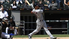 Luplow logra 2 de 5 jonrones de Indios