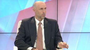 Campos de Pesé asegura que Gobierno lo está condenando al cierre