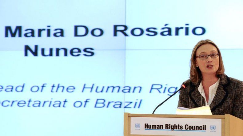 Bolsonaro pide disculpas a diputada por decirle que no merece ser violada