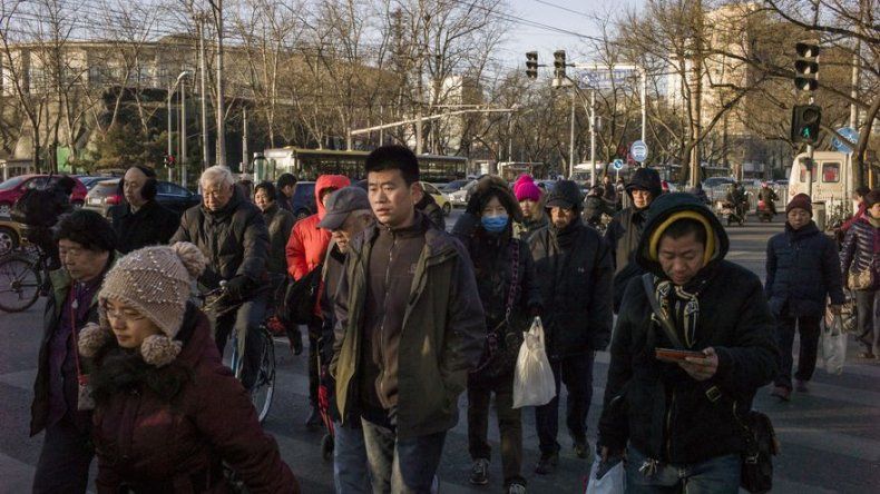 China promete reconocer a millones de ciudadanos sin papeles