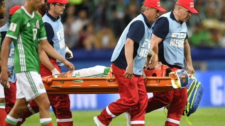 Salcedo se pierde resto de Copa Confederaciones por lesión