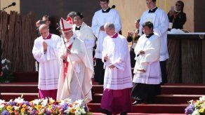 El papa dedica la misa en Temuco a las víctimas de la dictadura de Pinochet