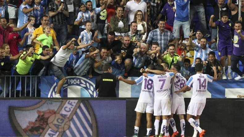 El Málaga trabajó con seis ausencias e incorporación de Camacho y Santa Cruz