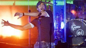 Enrique Iglesias apuesta por el eclecticismo en su nuevo disco