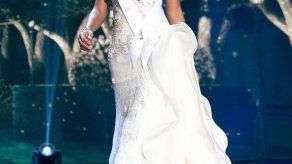 Pasarela en traje de gala del Miss Universo